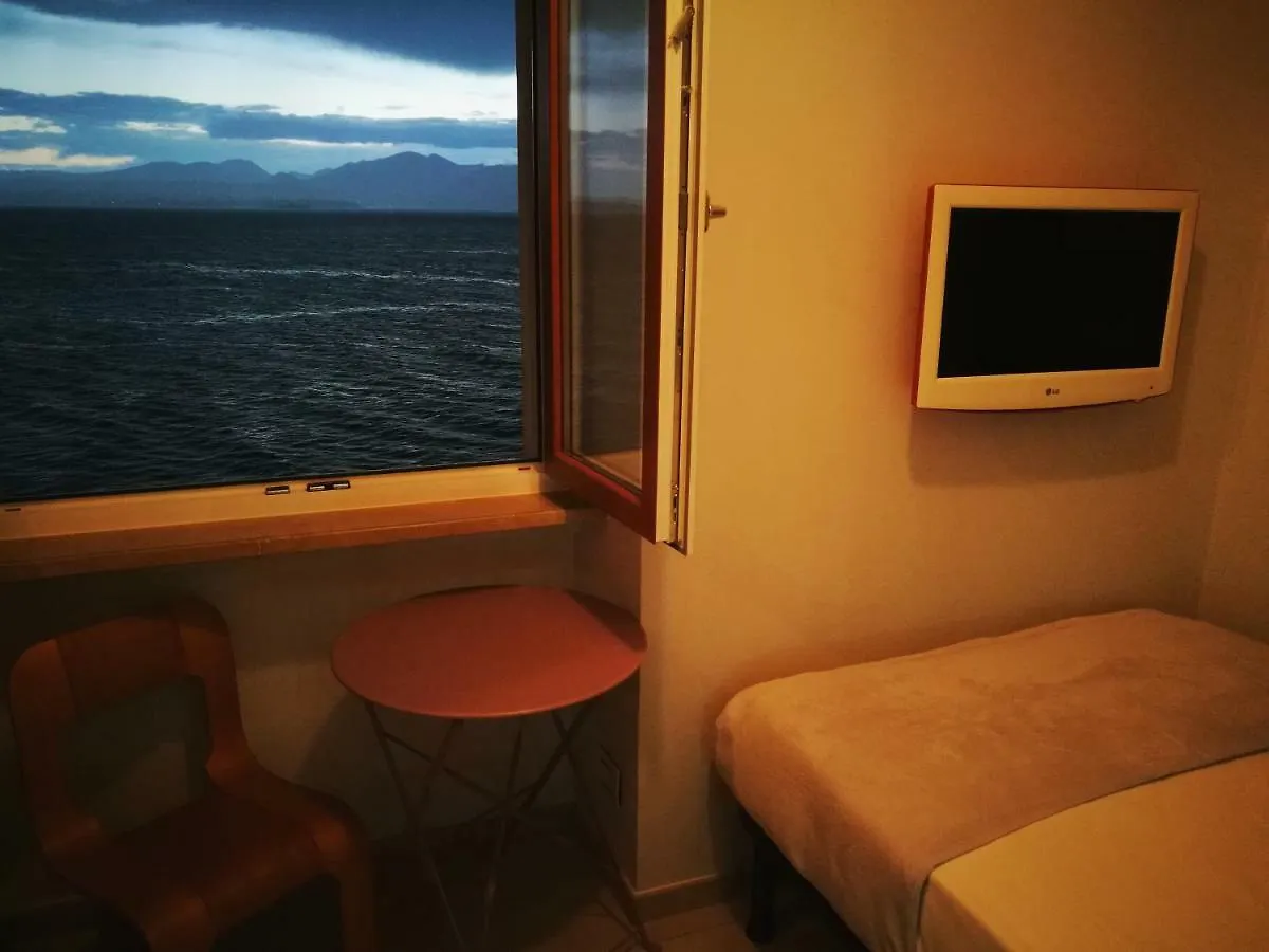 Bellavista Eremitaggio Apartment Torri Del Benaco